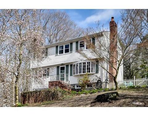 17 Thomas St, Dedham, MA 02026 photo 1