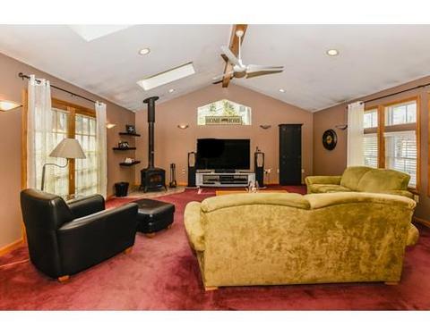 323 Mount Vernon St, Dedham, MA 02026 photo 5