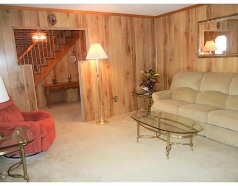 110 Ingham, Chicopee, MA 01013 photo 6