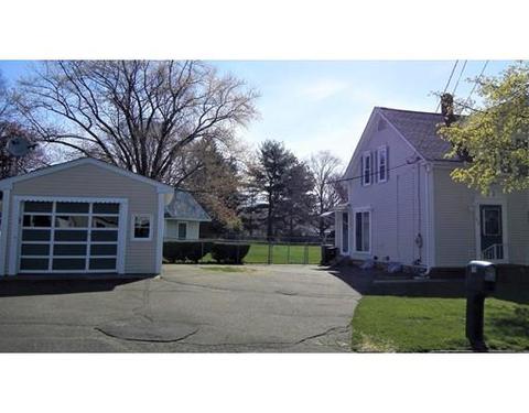 110 Ingham, Chicopee, MA 01013 photo 2