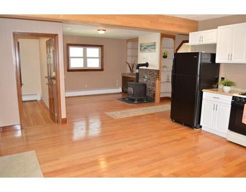 89 Kenberma Rd, Worcester, MA 01604 photo 4