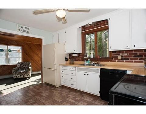 6 Ralph St, Worcester, MA 01605 photo 5