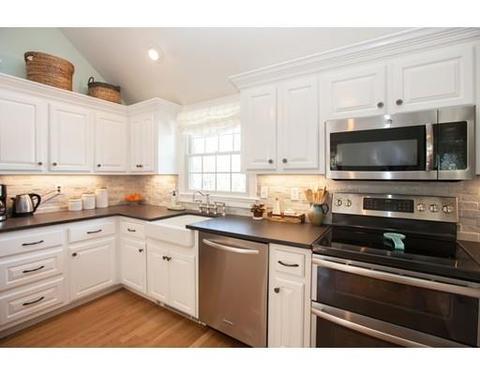 7 Colonial Rd, Hingham, MA 02043 photo 4