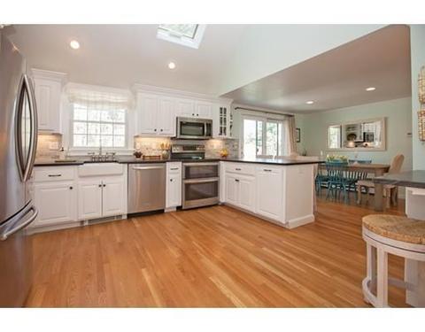 7 Colonial Rd, Hingham, MA 02043 photo 3
