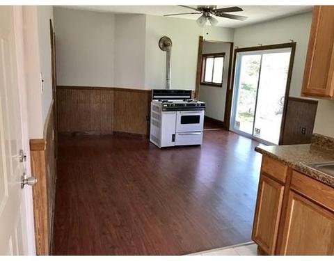 226 Vernon St, Worcester, MA 01607 photo 5