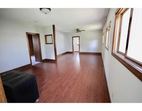 226 Vernon St, Worcester, MA 01607 photo 2