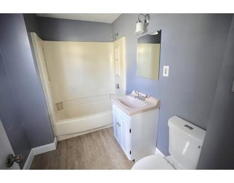 226 Vernon St, Worcester, MA 01607 photo 14