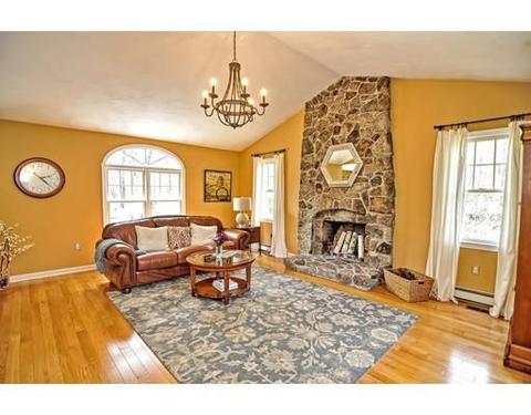 22 Cadman Rd, Mendon, MA 01756 photo 15