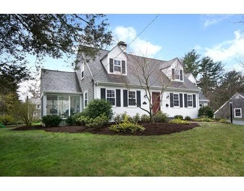 16 Pilgrim Rd, Hingham, MA 02043 photo 2