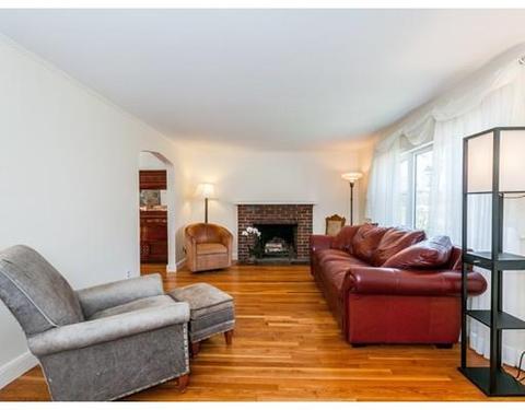 438 Appleton St, Arlington, MA 02476 photo 3