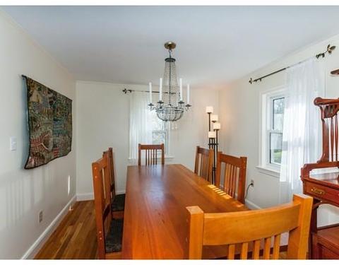 438 Appleton St, Arlington, MA 02476 photo 4