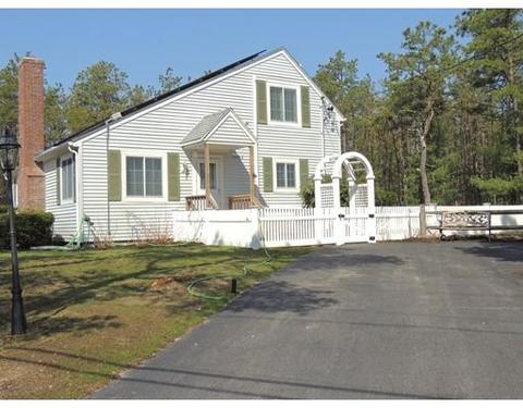 224 Charge Pond Rd, Wareham, MA 02571 photo 2