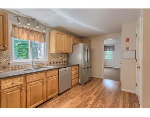4 Proctor Rd, Pepperell, MA 01463 photo 2