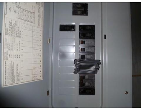 582 Armory St, Springfield, MA 01104 photo 24