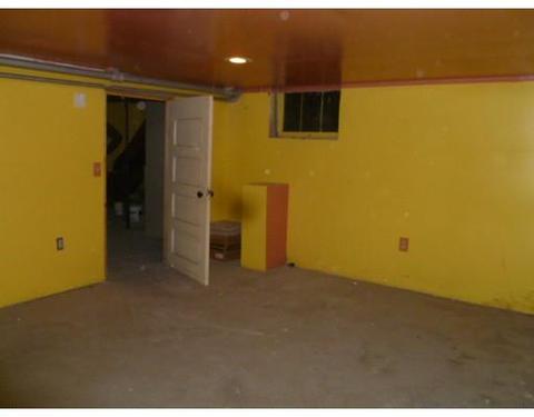 582 Armory St, Springfield, MA 01104 photo 20