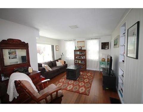 15 Harrison Ave, Westfield, MA 01085 photo 4