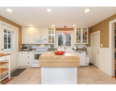 48 Cedar St, Dedham, MA 02026 photo 9