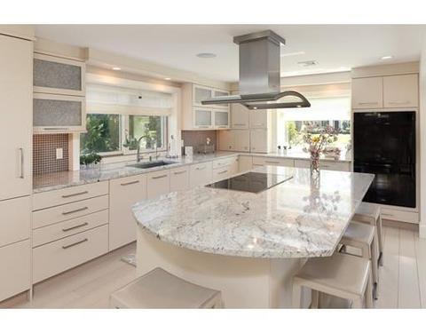 7 Berkley Cir, Hingham, MA 02043 photo 4
