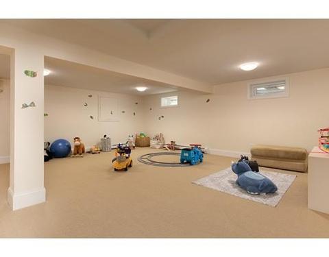 7 Berkley Cir, Hingham, MA 02043 photo 22