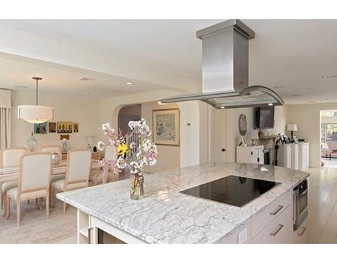 7 Berkley Cir, Hingham, MA 02043 photo 3