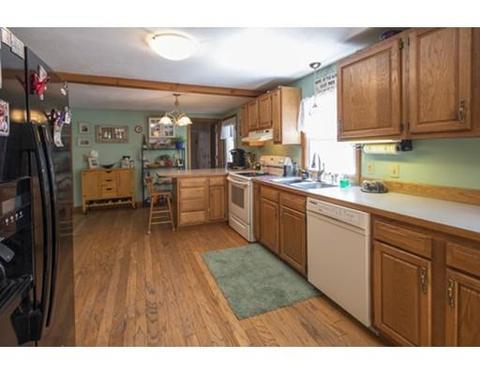 3 White Pine Dr, Northampton, MA 01062 photo 6