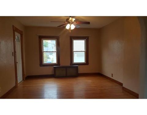 48 Agnes St, Springfield, MA 01118 photo 9