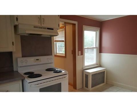 48 Agnes St, Springfield, MA 01118 photo 13