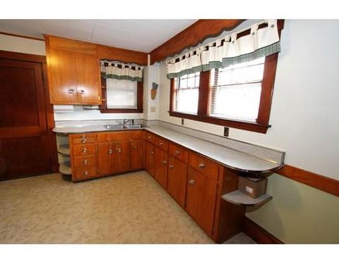64 Plain St, Braintree, MA 02184 photo 4
