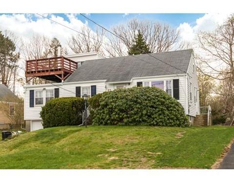 51 Thurston Point Rd, Gloucester, MA 01930 photo 1