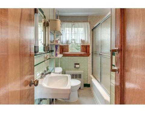 51 Thurston Point Rd, Gloucester, MA 01930 photo 23
