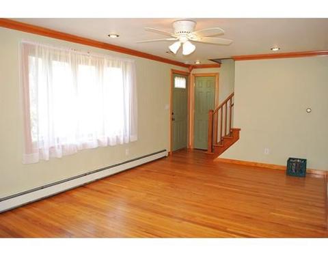 130 4th Ave, Chicopee, MA 01020 photo 5