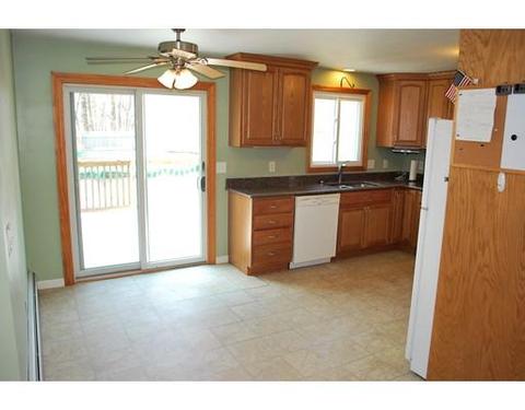 130 4th Ave, Chicopee, MA 01020 photo 9