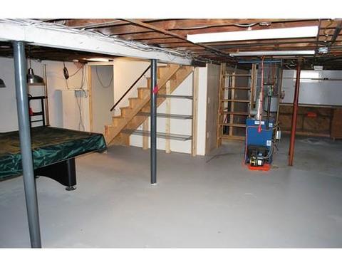130 4th Ave, Chicopee, MA 01020 photo 22
