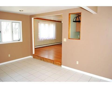 130 4th Ave, Chicopee, MA 01020 photo 3