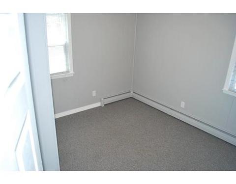 130 4th Ave, Chicopee, MA 01020 photo 14