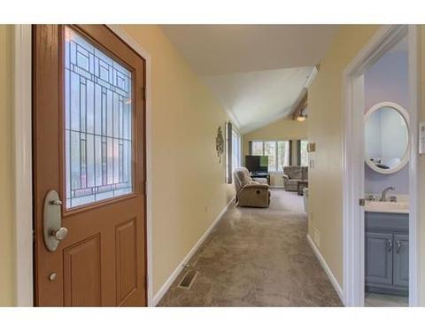 28 Oak St, Ashland, MA 01721 photo 8