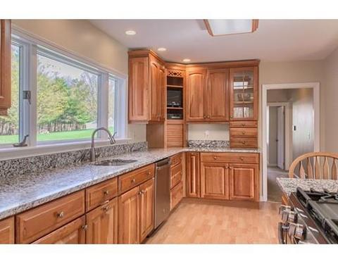 28 Oak St, Ashland, MA 01721 photo 17
