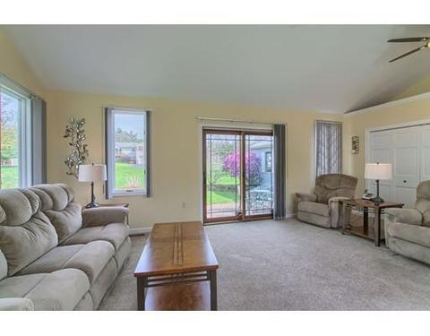 28 Oak St, Ashland, MA 01721 photo 11