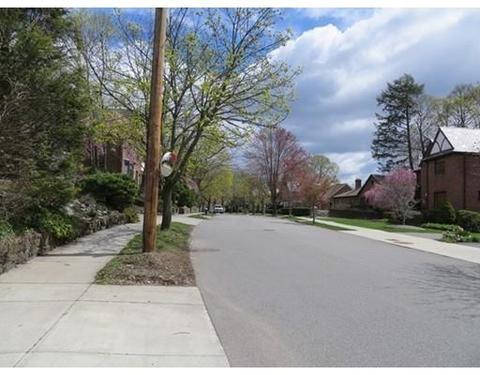 197 Gardner Rd, Brookline, MA 02445 photo 30