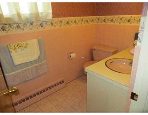 197 Gardner Rd, Brookline, MA 02445 photo 22
