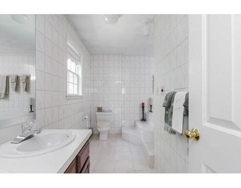 30 Canavan Dr, Braintree, MA 02184 photo 24