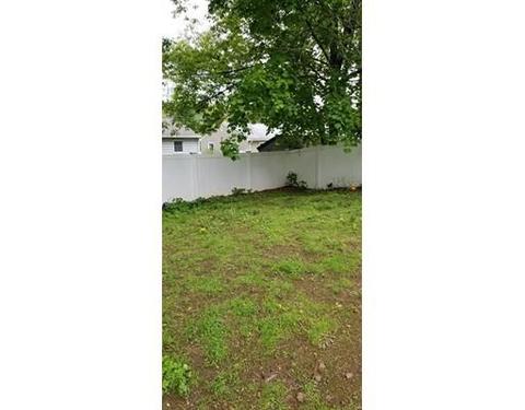 240 Jeffrey Rd, Springfield, MA 01119 photo 4