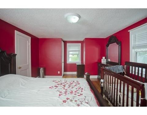 69 Abbott St, Springfield, MA 01118 photo 17