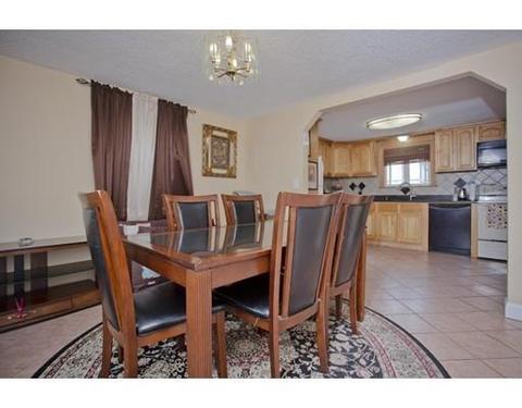 69 Abbott St, Springfield, MA 01118 photo 12