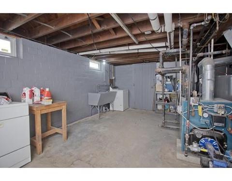 69 Abbott St, Springfield, MA 01118 photo 26