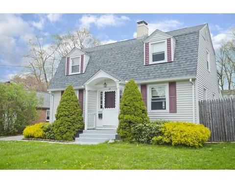 69 Abbott St, Springfield, MA 01118 photo 1