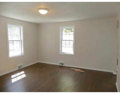 511 E State St, Granby, MA 01033 photo 12