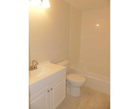 511 E State St, Granby, MA 01033 photo 13