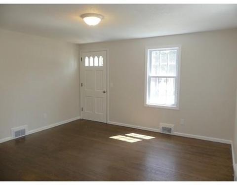 511 E State St, Granby, MA 01033 photo 9