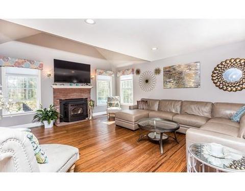 175 Whippoorwill Dr, Raynham, MA 02767 photo 4